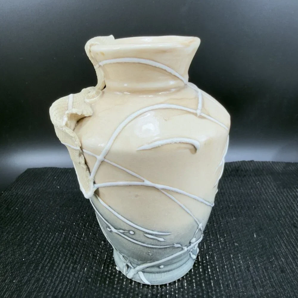 Delicate Ceramic‎ Vase Vessel With Texture Flower Pot Container Vintage Decor